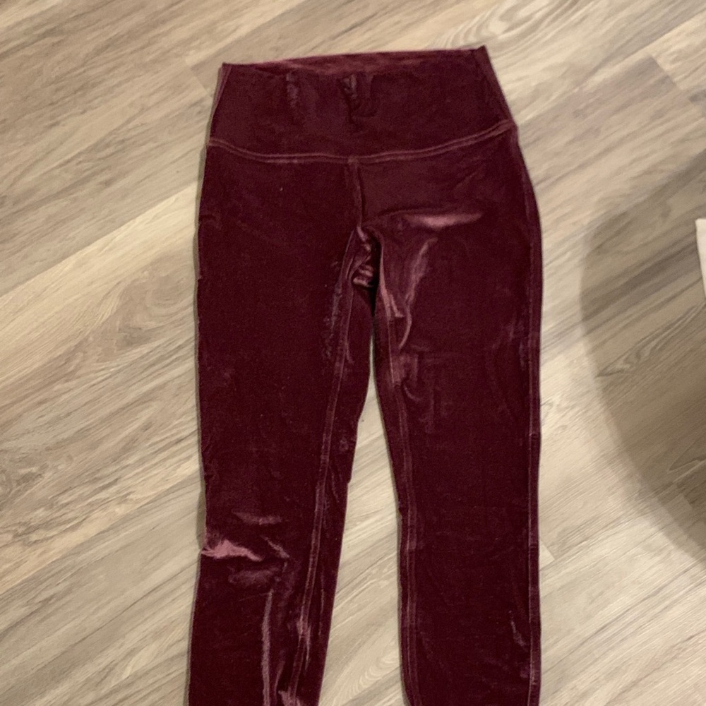Velvet wunder under leggings size 8